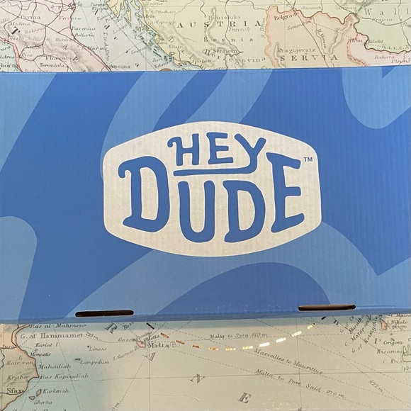 HeyDude Wendy Winter Sweater Patterned Slip-On Shoes w/ Blue and Red Accents W7 - Picture 2 of 16